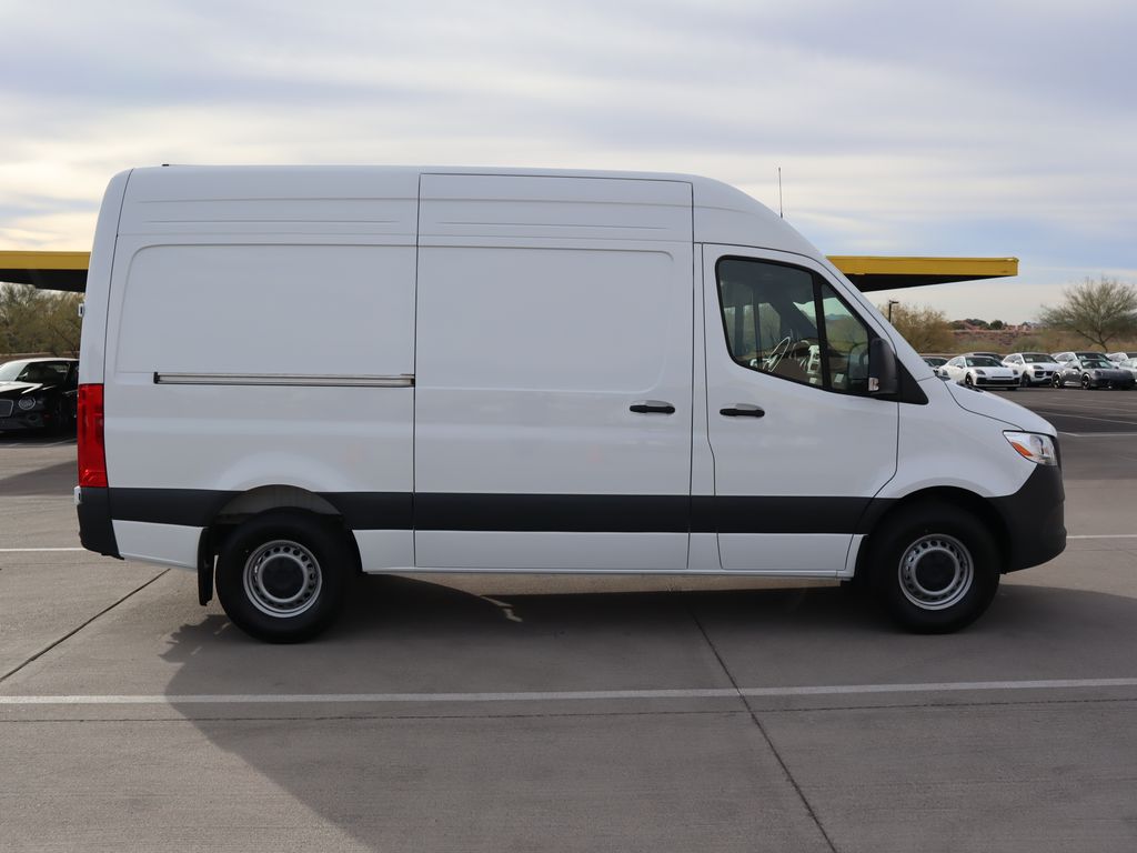 2025 Mercedes-Benz Sprinter 2500 4