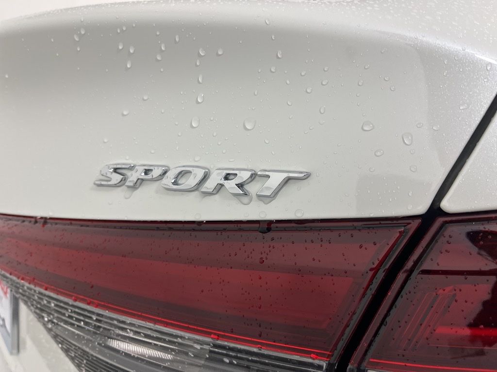 2025 Honda Civic Sport 16