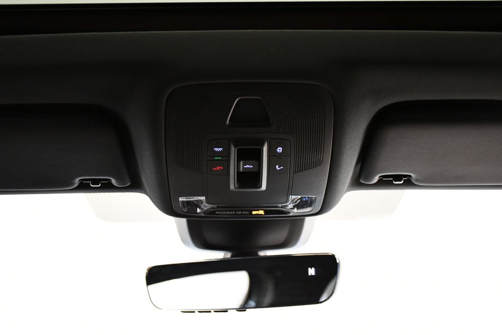 Thumbnail: 2025 Audi RS 3 - 17