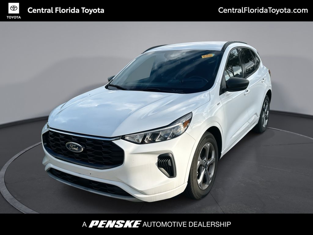 Thumbnail: 2023 Ford Escape - 1