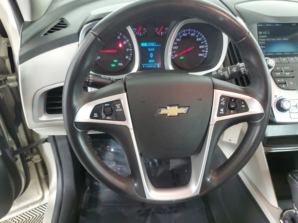 2016 Chevrolet Equinox LT 24