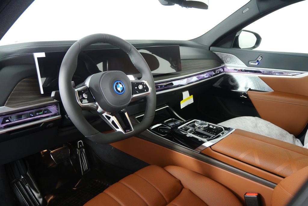 Thumbnail: 2026 BMW 7 Series - 12