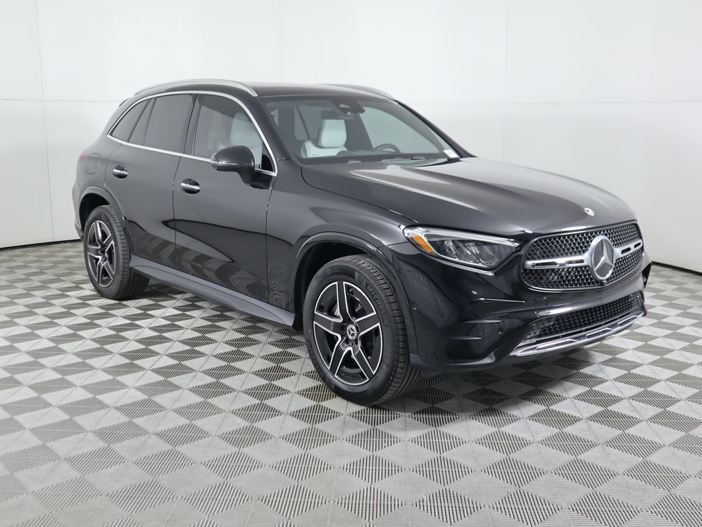Thumbnail: 2026 Mercedes-Benz GLC - 3
