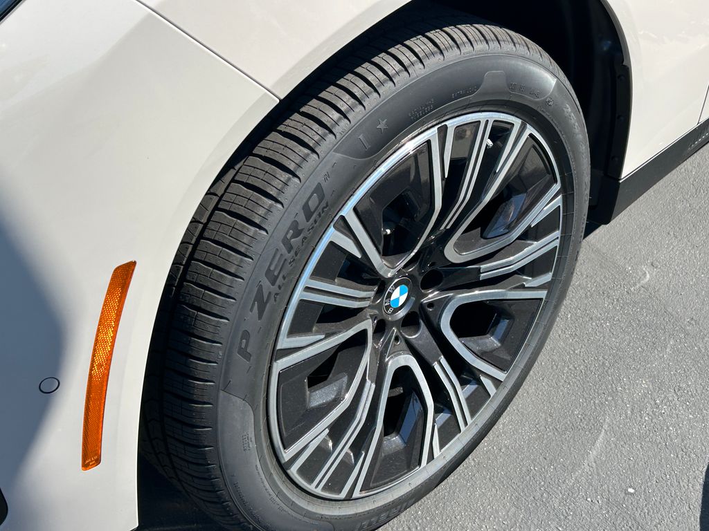 Thumbnail: 2025 BMW X3 - 3