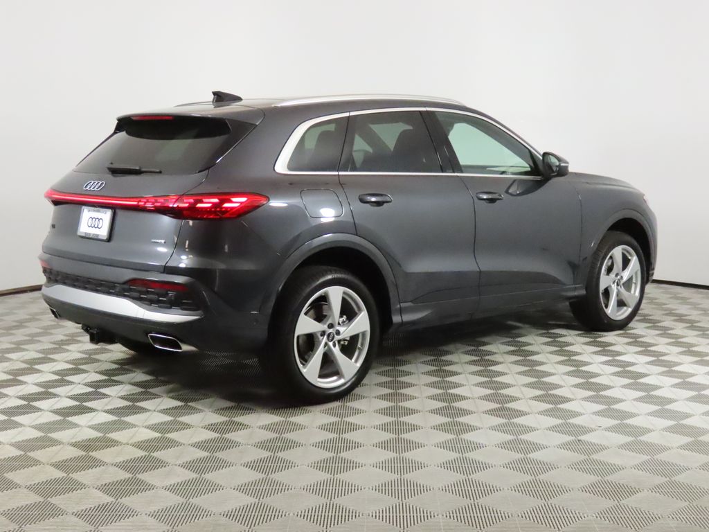 Thumbnail: 2025 Audi Q5 - 5