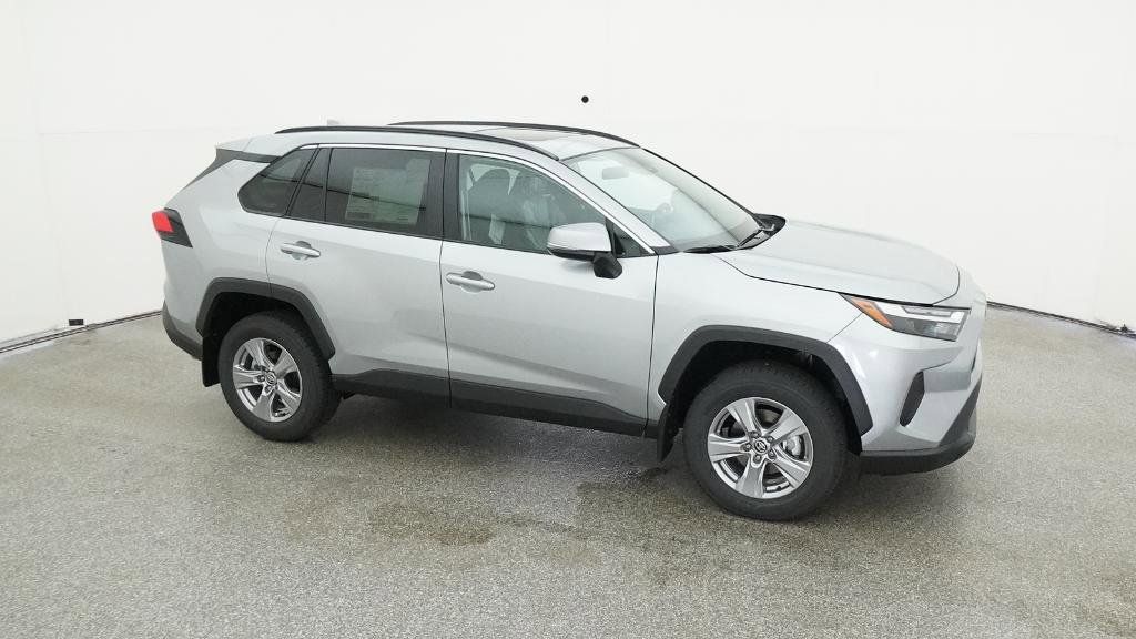Thumbnail: 2025 Toyota RAV4 - 22