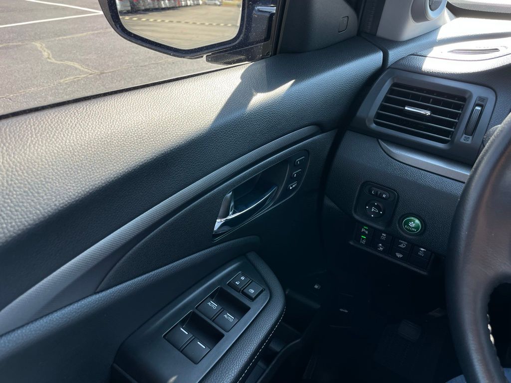 Thumbnail: 2023 Honda Ridgeline - 23