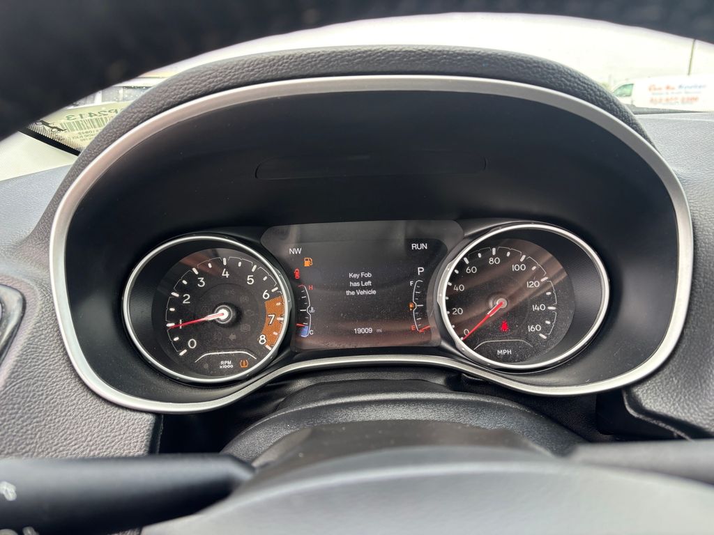 Used Car 2021 Jeep Compass  Altitude For Sale Under $25,000 In Austin, Texas