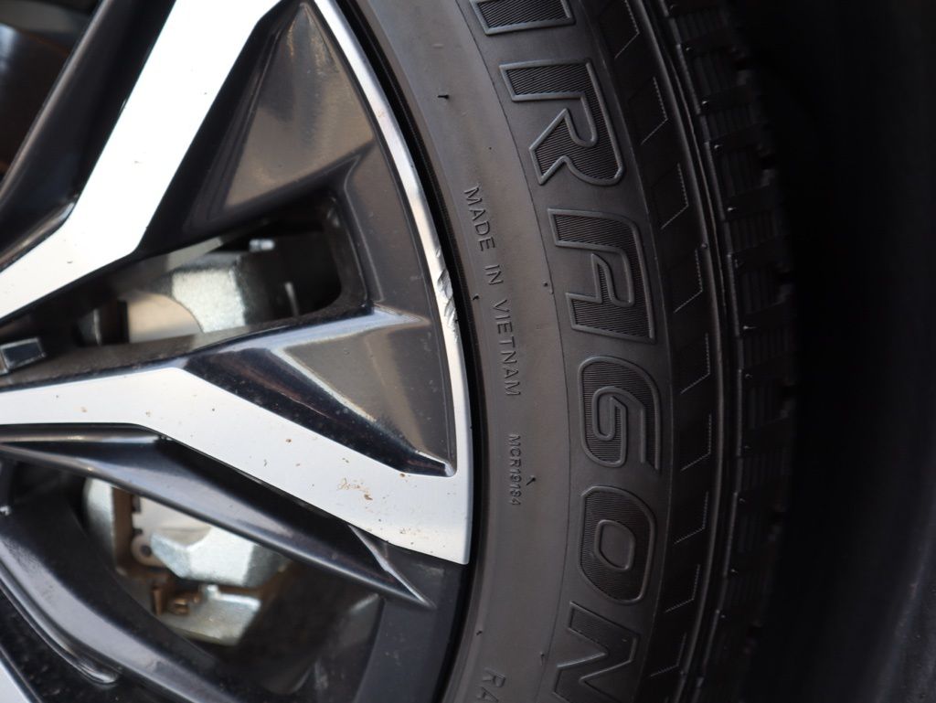 Thumbnail: 2025 Toyota Crown Signia - 29