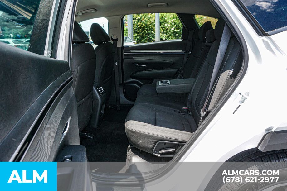 Used 2024 White Hyundai SEL image 21