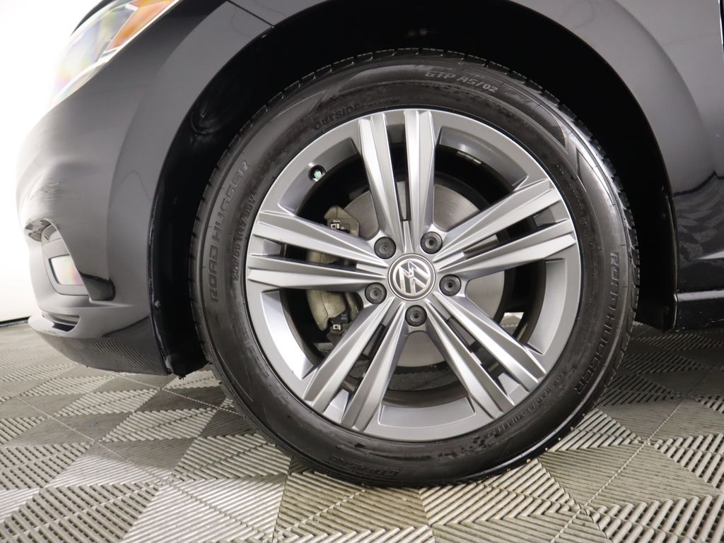 Thumbnail: 2019 Volkswagen Jetta - 30