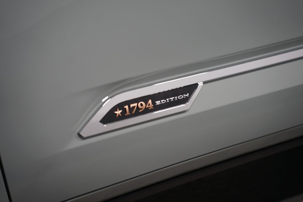 Thumbnail: 2025 Toyota Tundra - 6