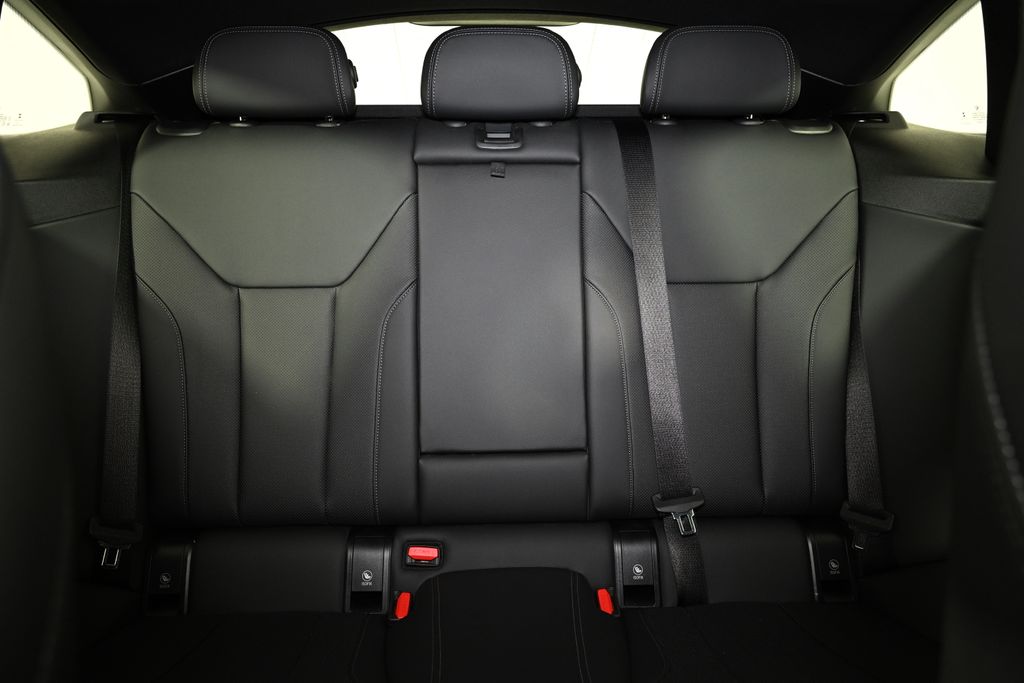 Thumbnail: 2023 BMW 4 Series - 25