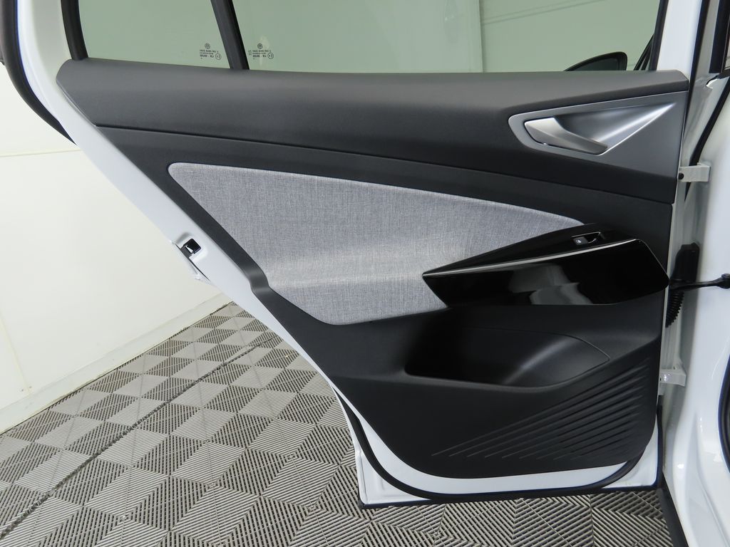 Thumbnail: 2025 Volkswagen ID.4 - 27