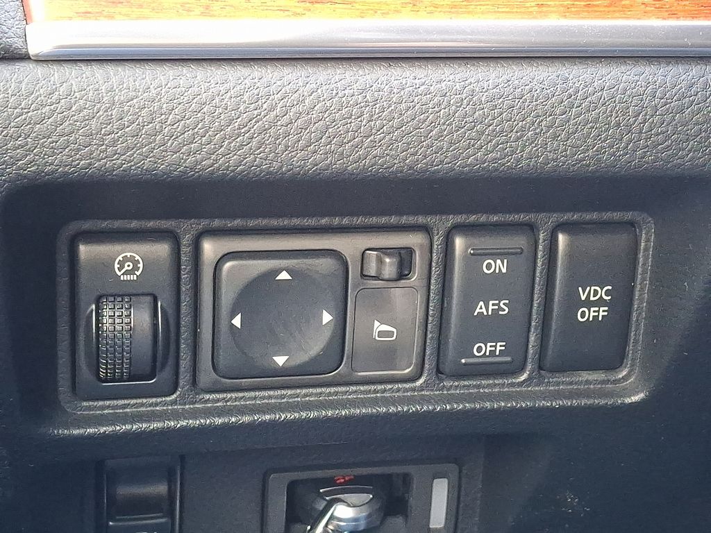 Thumbnail: 2006 INFINITI M35 - 27