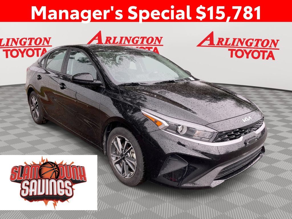 2024 Kia Forte LXS FWD