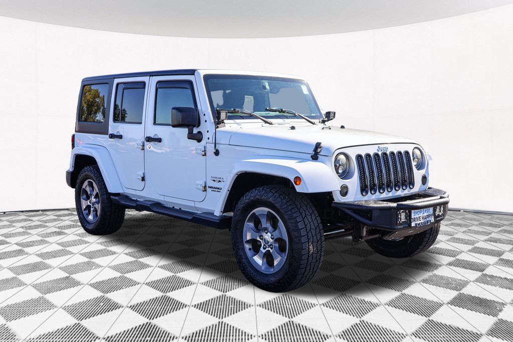 2016 Jeep Wrangler Unlimited Sahara 6