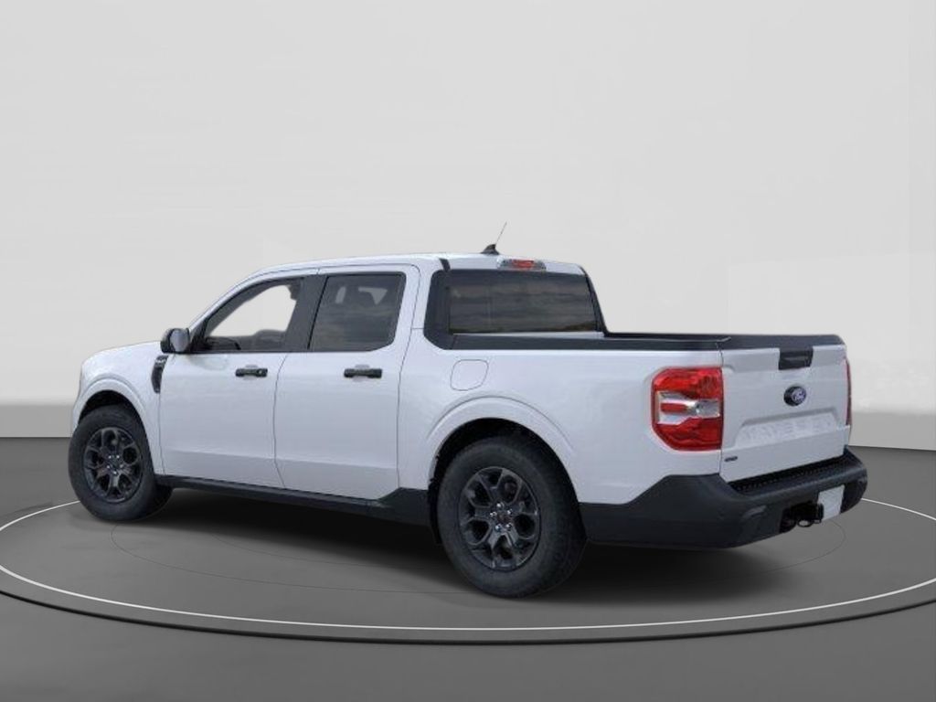 New 2026 Ford Maverick XLT 4D Crew Cab