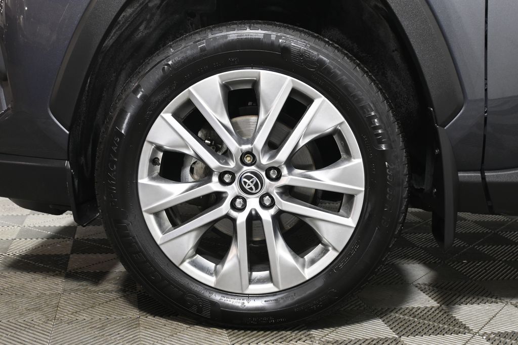 Thumbnail: 2024 Toyota RAV4 - 12