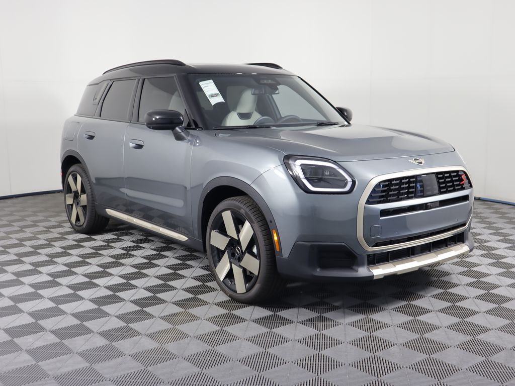 2025 MINI Cooper Countryman Base 3