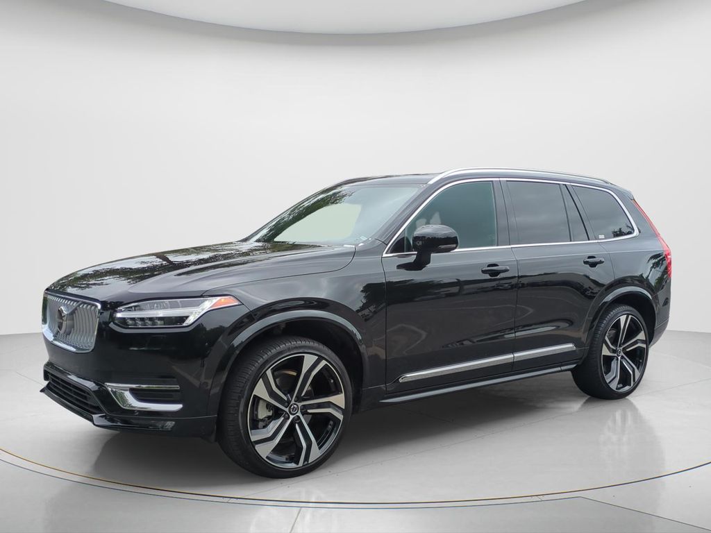 2024 Volvo XC90 B6 Ultimate Bright Theme 7-Passenger AWD