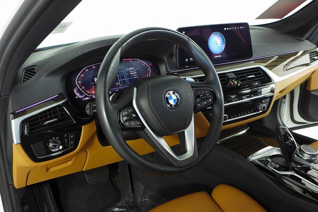 2022 BMW 5 Series 530i 27