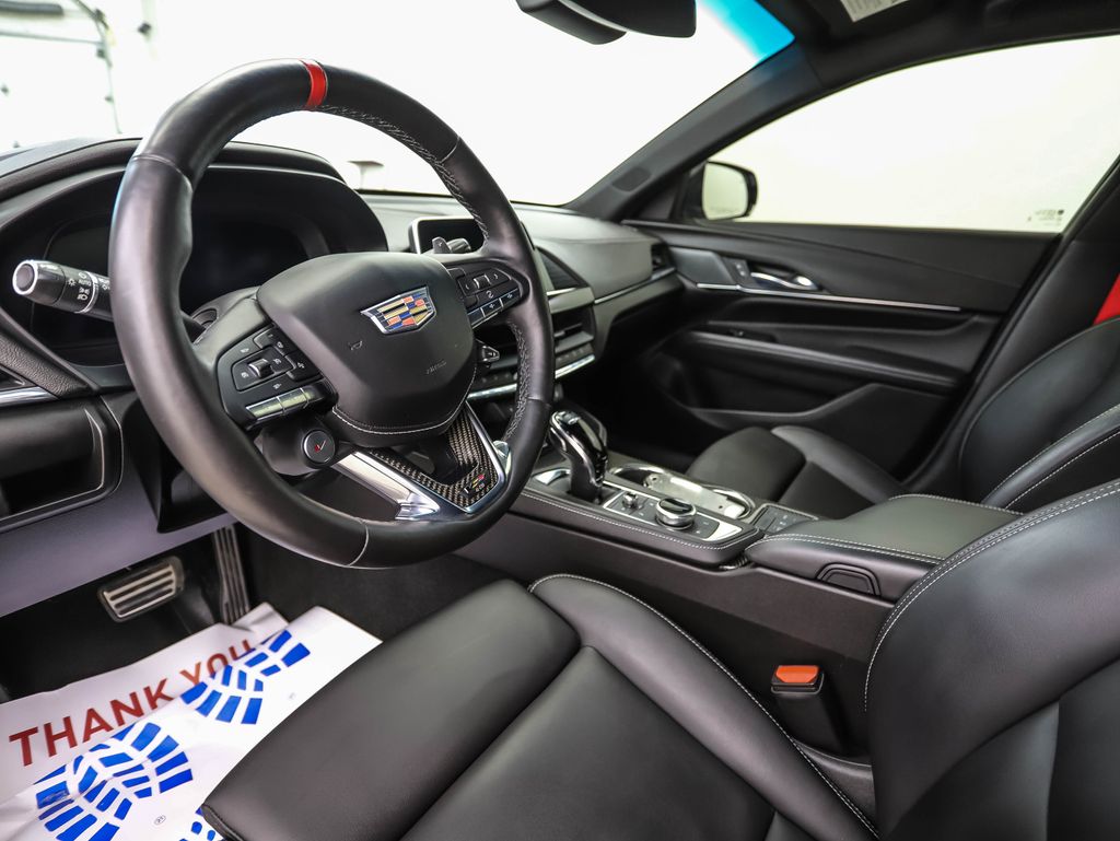 Thumbnail: 2022 Cadillac CT4 - 10