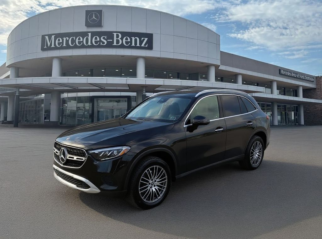 Thumbnail: 2026 Mercedes-Benz GLC - 1