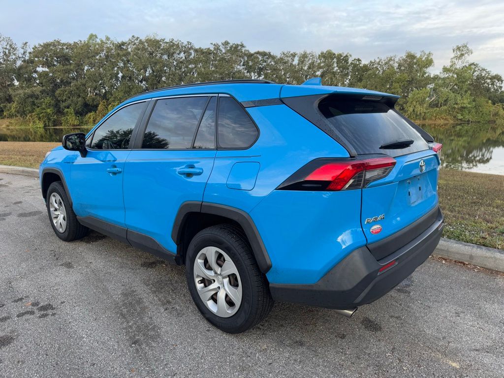 2019 Toyota RAV4 LE 3