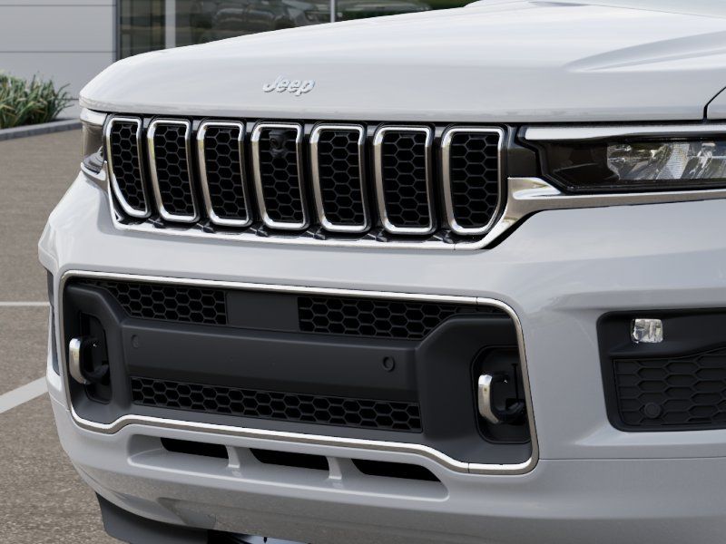 New 2025 White Jeep Overland image 12