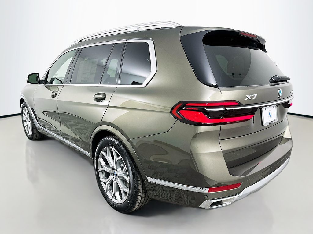 Thumbnail: 2026 BMW X7 - 7
