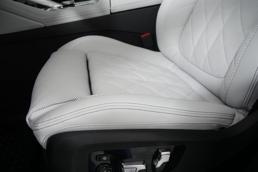 Thumbnail: 2026 BMW X6 - 10