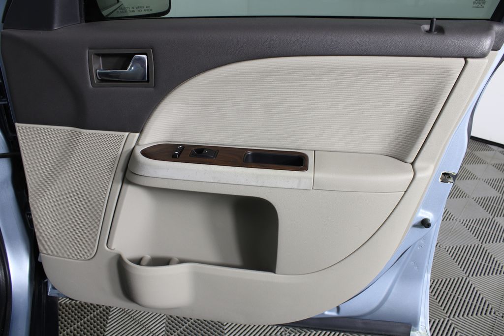 Used 2008 Ford Taurus for sale in 