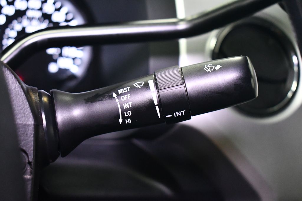 Thumbnail: 2018 Toyota Tundra - 21