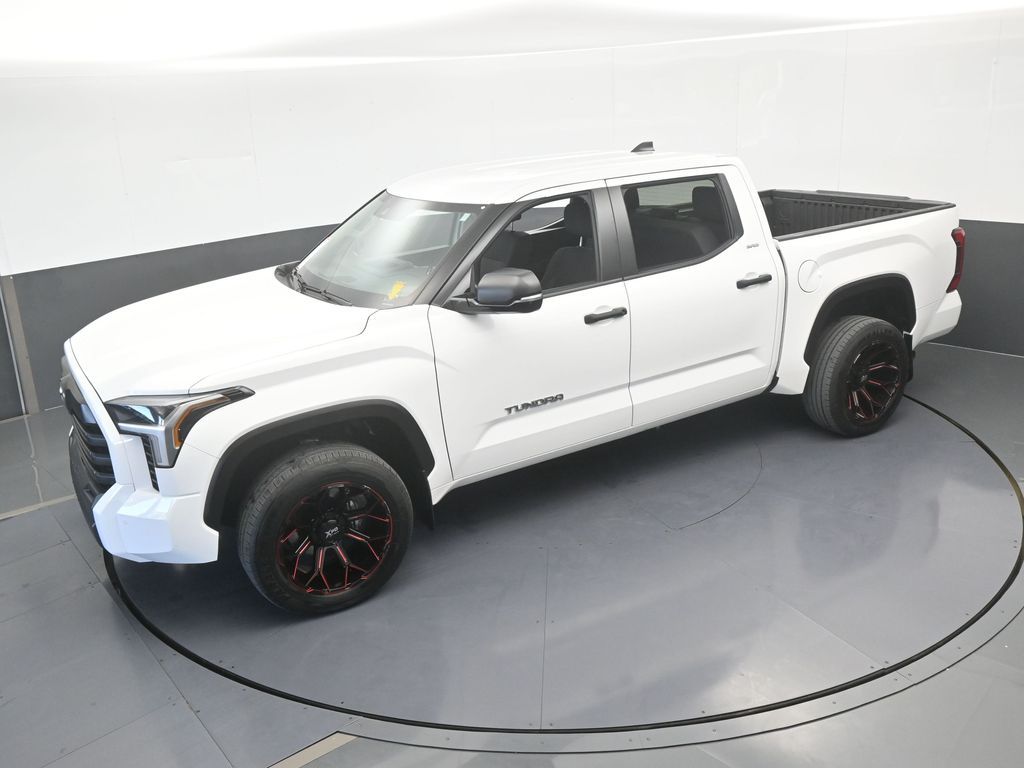 Used 2024 Wind Chill Pearl Toyota SR5 image 51