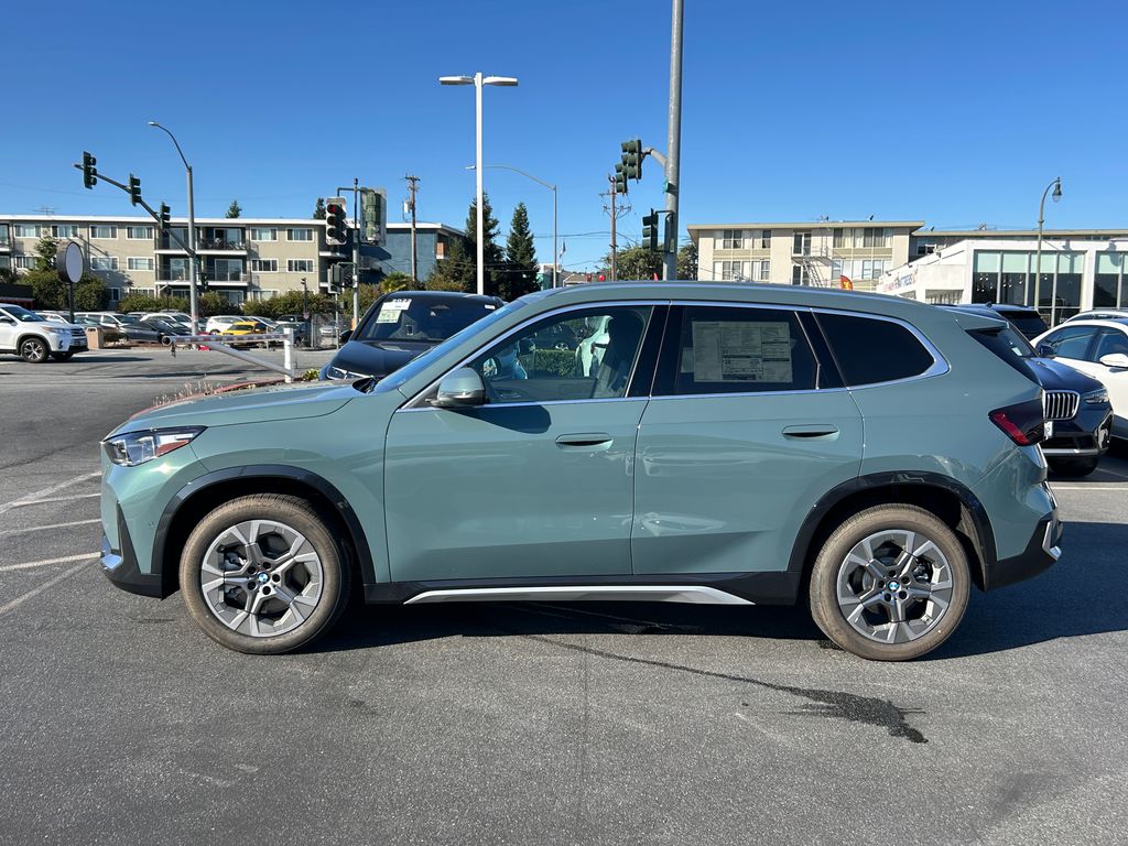 Thumbnail: 2026 BMW X1 - 2