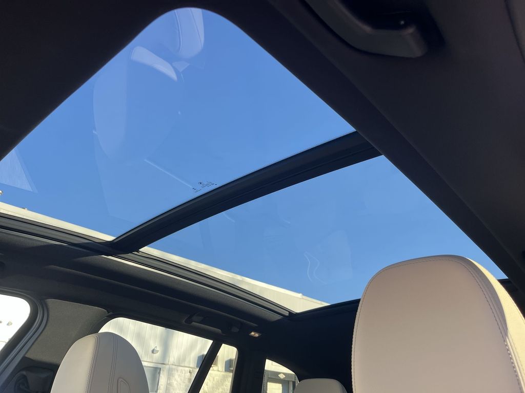 Thumbnail: 2024 BMW X3 - 22