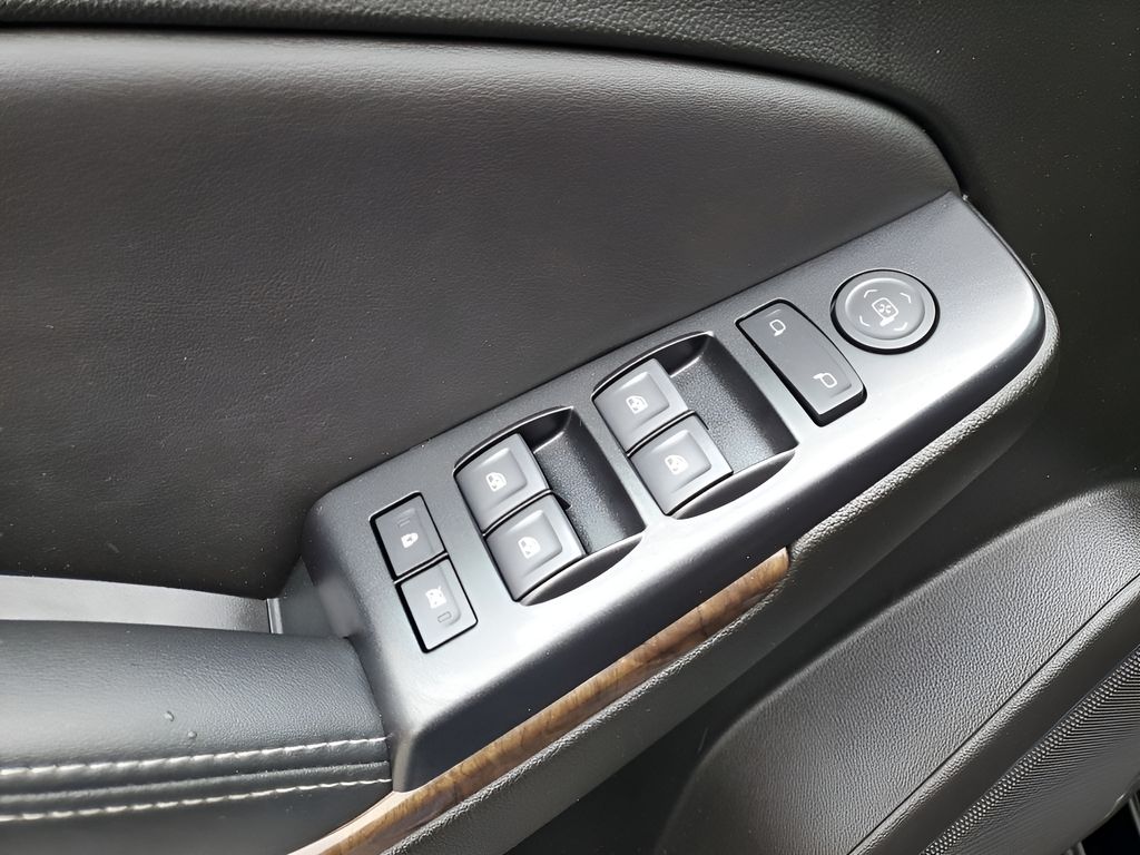 Used Car 2019 Chevrolet Tahoe  Ls For Sale Under $30,000 In Austin, Texas