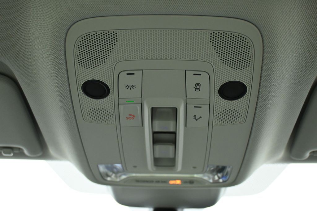 Thumbnail: 2025 Audi Q3 - 16