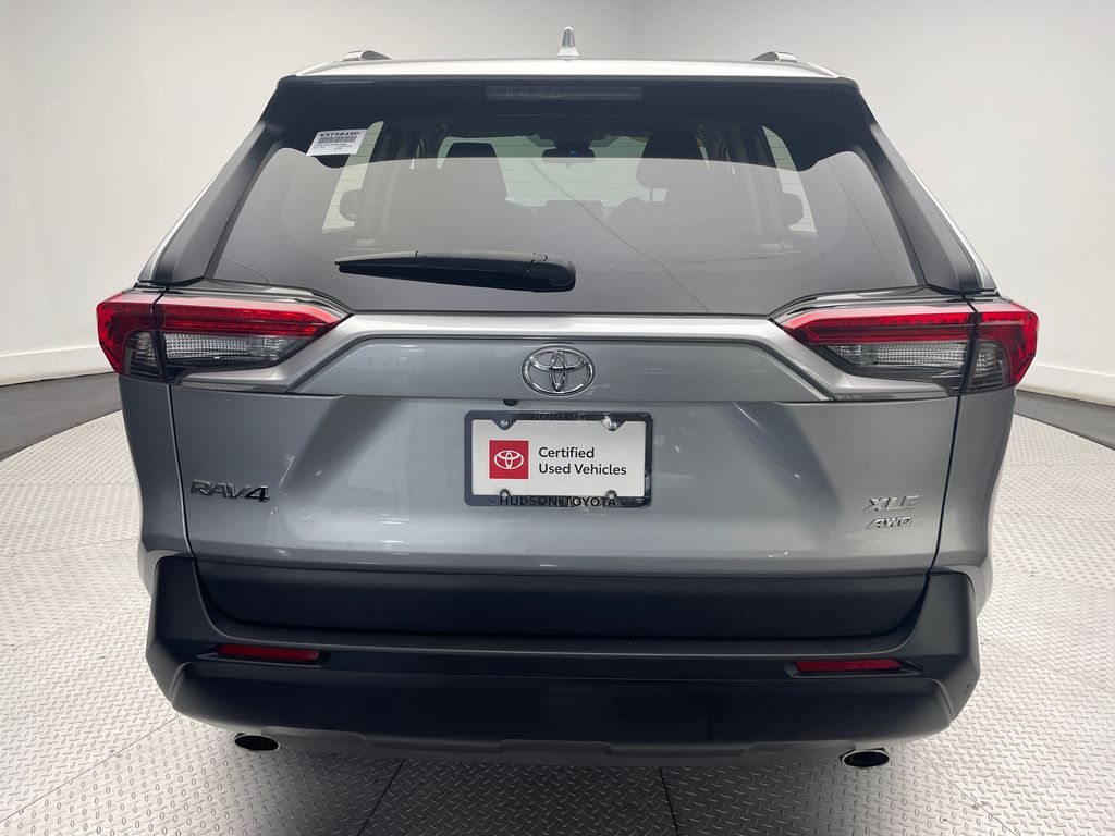 2023 Toyota RAV4 XLE 6