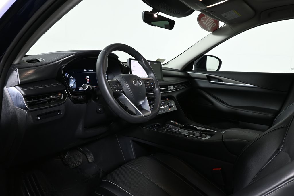 Thumbnail: 2023 INFINITI QX60 - 15