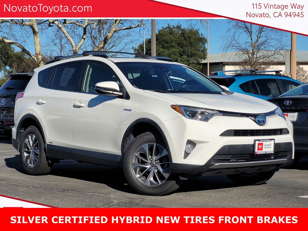 2017 Toyota RAV4 Hybrid XLE AWD