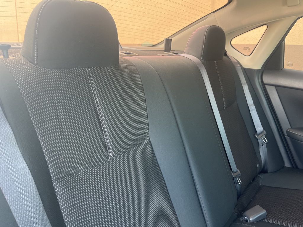 2018 Nissan Sentra S 17