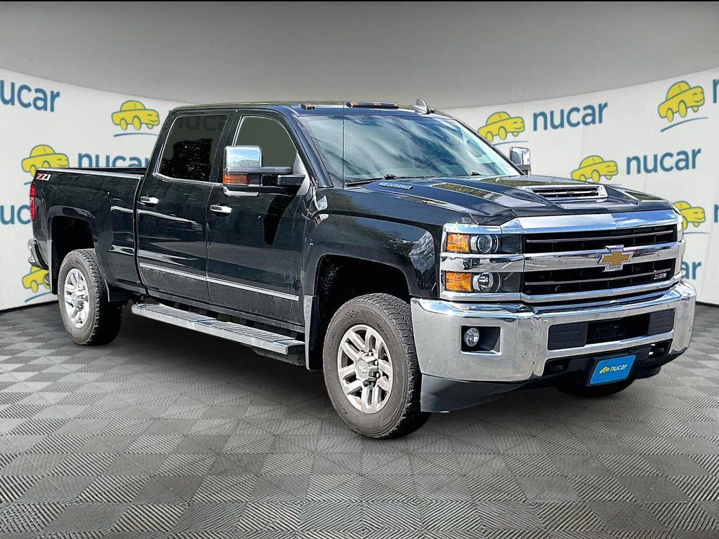Mosaic Black Metallic 2019 Chevrolet Silverado 2500HD Pickup Truck Four-Wheel Drive 6-Speed Automatic