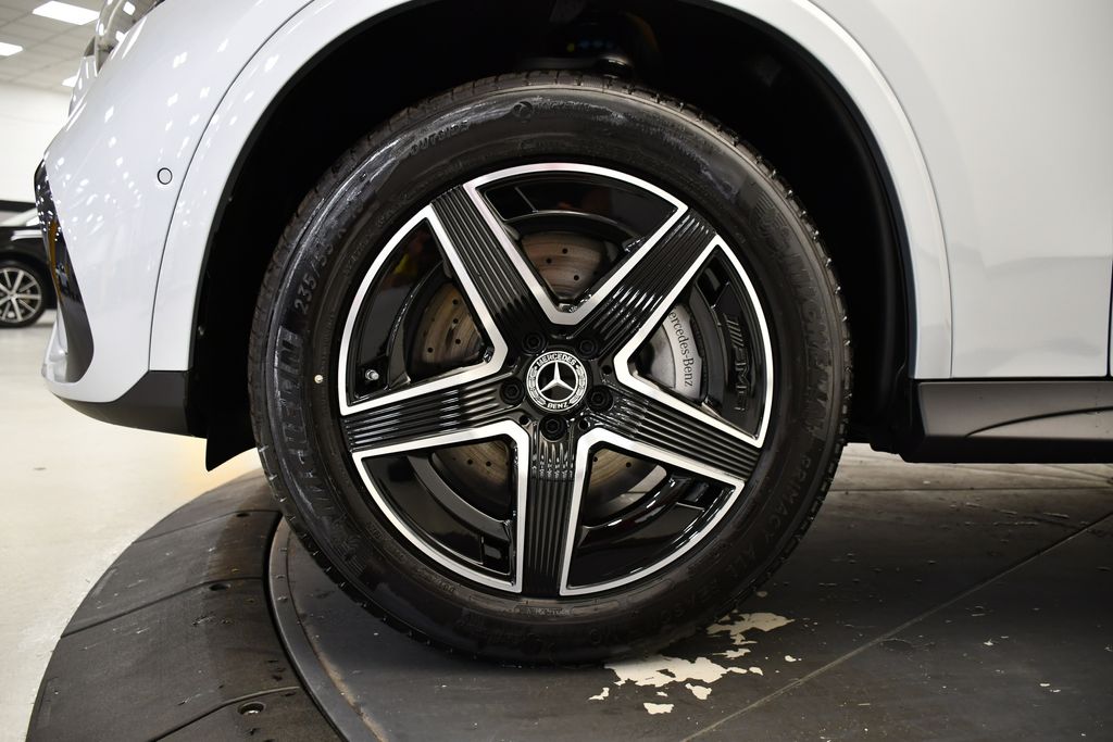 Thumbnail: 2026 Mercedes-Benz GLC - 13