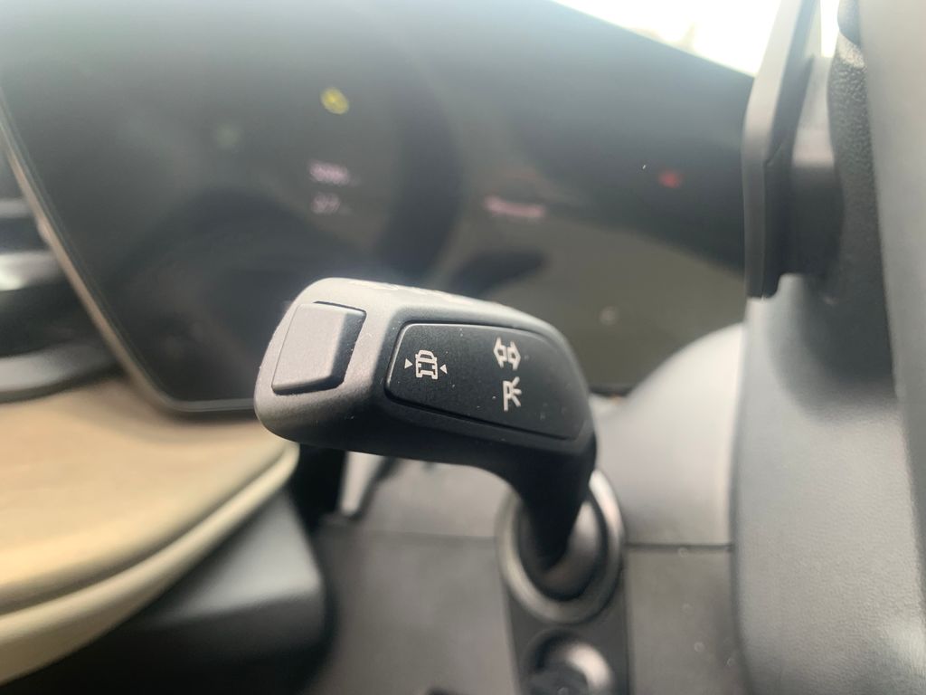 Thumbnail: 2025 Audi Q5 - 12