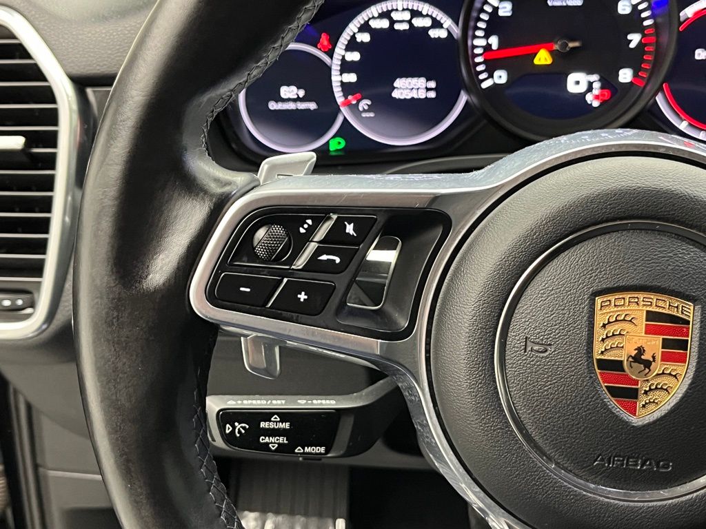 2020 Porsche Cayenne  12