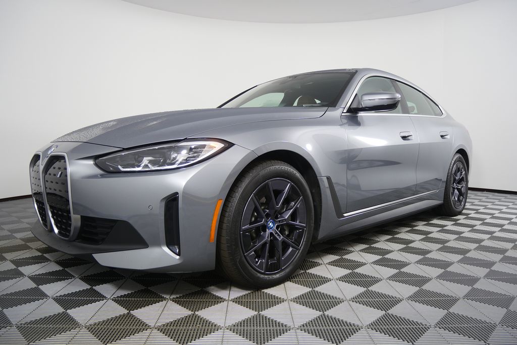 Thumbnail: 2024 BMW i4 - 8