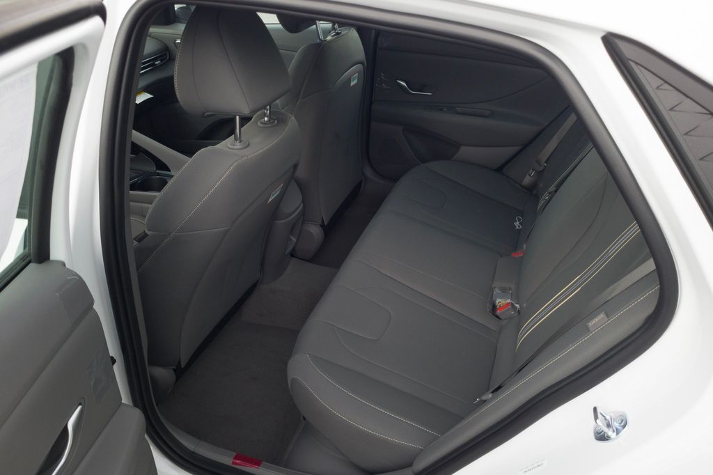 New 2026 White Hyundai Blue image 15