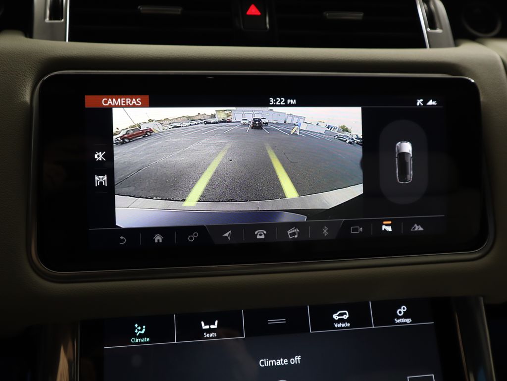 Thumbnail: 2022 Land Rover Range Rover Sport - 15